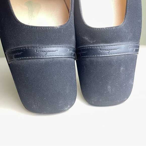 Vintage Salvatore Ferragamo textile and a leather strip Size 9.5 Narrow - Picture 11 of 15